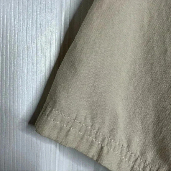 Field & Stream  Button Down Fishing Shirt Short Sleeved Cream Size Extra Large - Picture 16 of 16